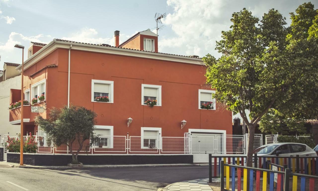 Apartamento 2 4/6 Pax Casa Rural El Sauce. A 2,5 Km De Cuenca Capital Nohales المظهر الخارجي الصورة
