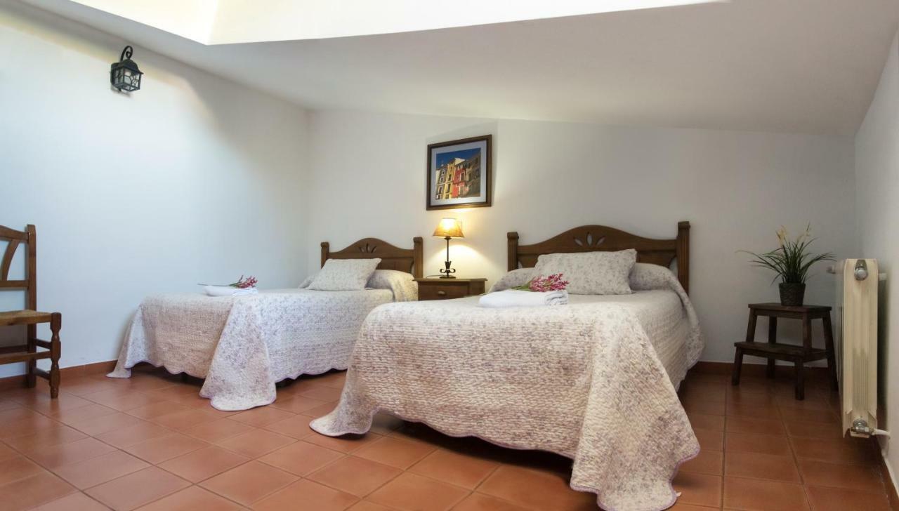 Apartamento 2 4/6 Pax Casa Rural El Sauce. A 2,5 Km De Cuenca Capital Nohales المظهر الخارجي الصورة