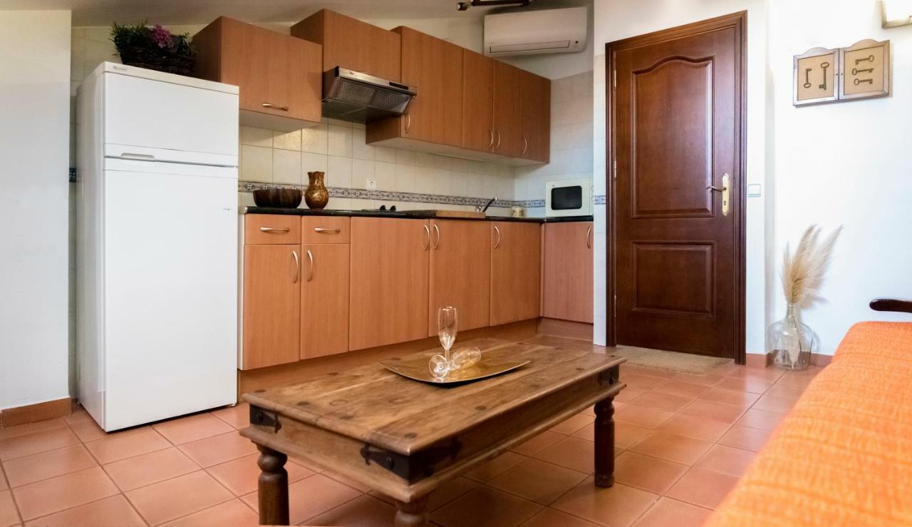 Apartamento 2 4/6 Pax Casa Rural El Sauce. A 2,5 Km De Cuenca Capital Nohales المظهر الخارجي الصورة