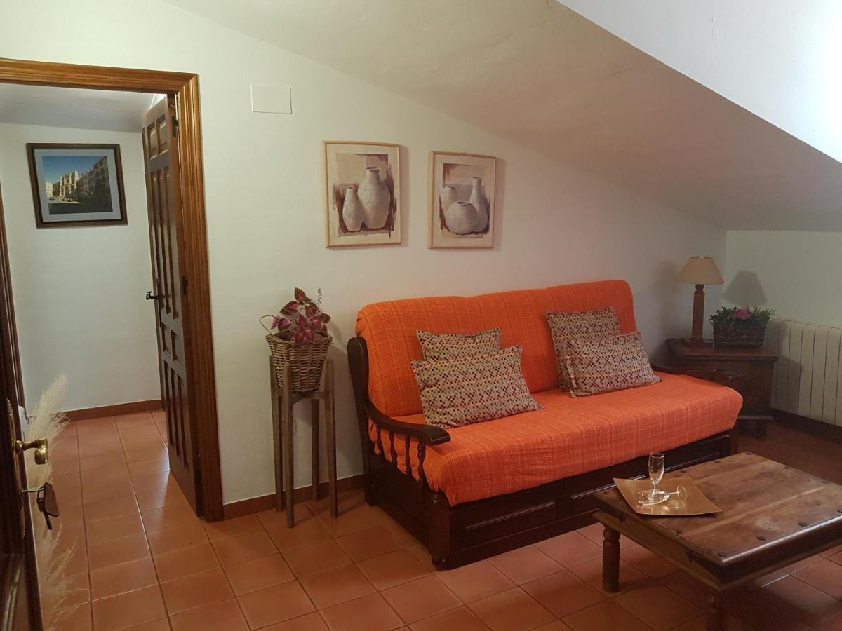 Apartamento 2 4/6 Pax Casa Rural El Sauce. A 2,5 Km De Cuenca Capital Nohales المظهر الخارجي الصورة
