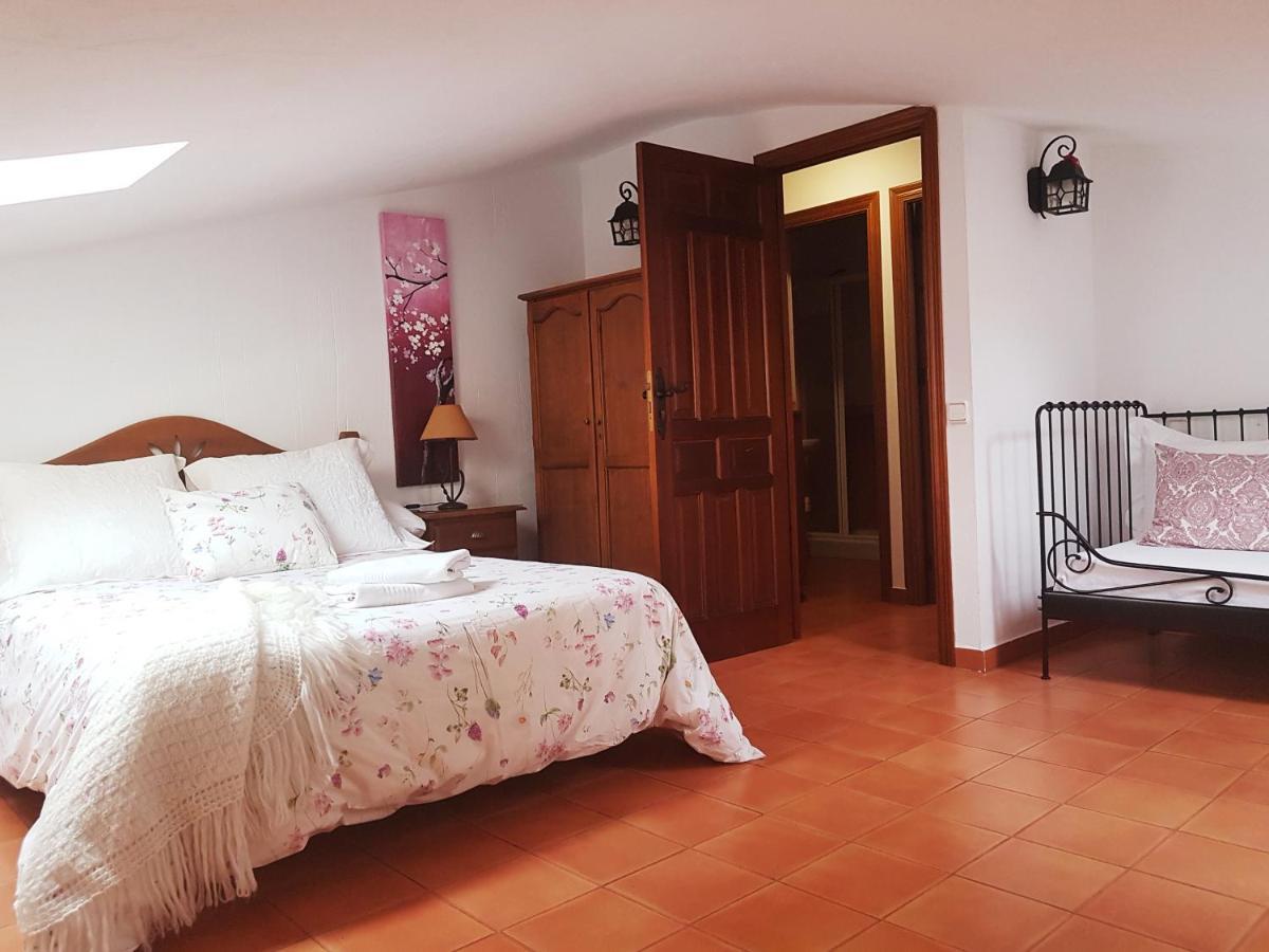 Apartamento 2 4/6 Pax Casa Rural El Sauce. A 2,5 Km De Cuenca Capital Nohales المظهر الخارجي الصورة